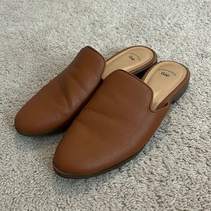 Gap tan mules